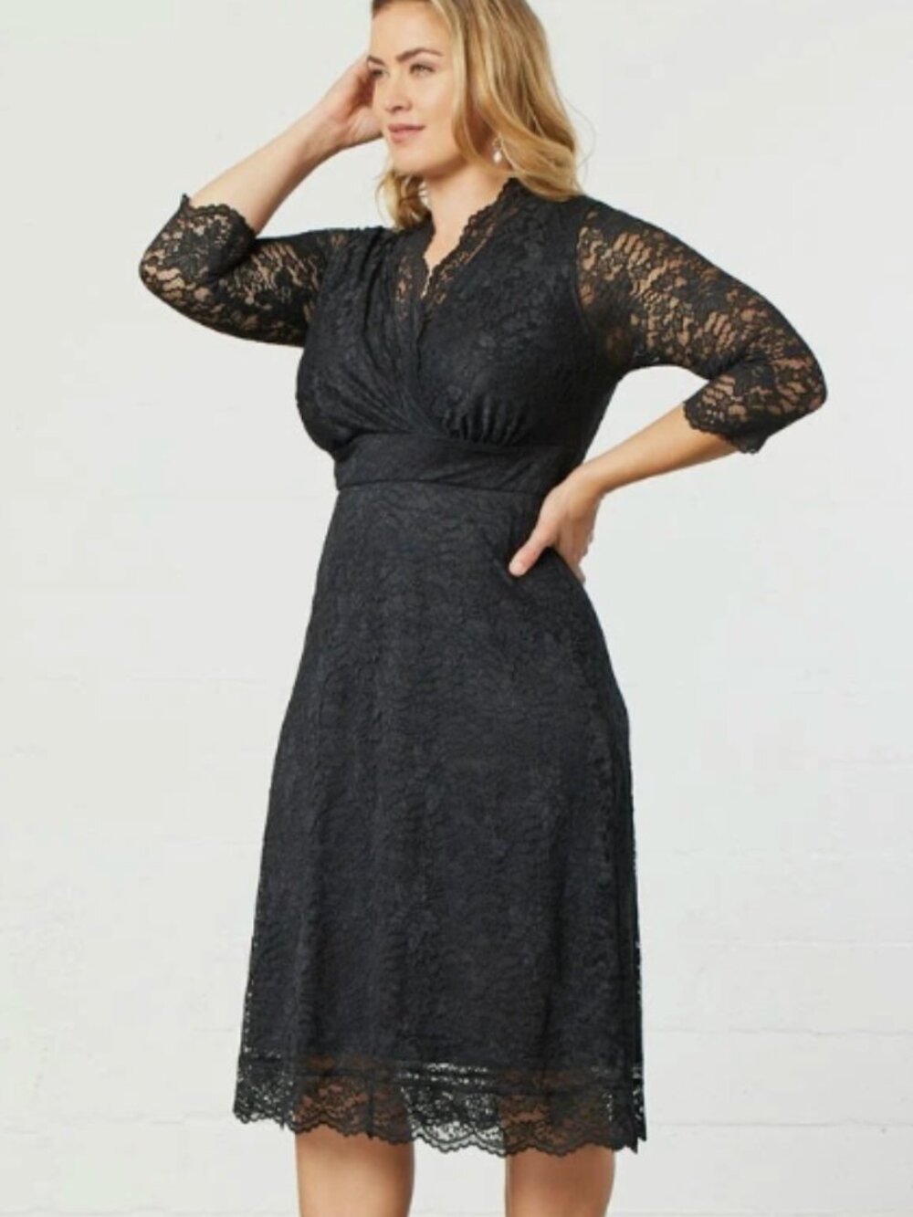Kiyonna Scalloped Boudoir Lace Dress - Plus Size